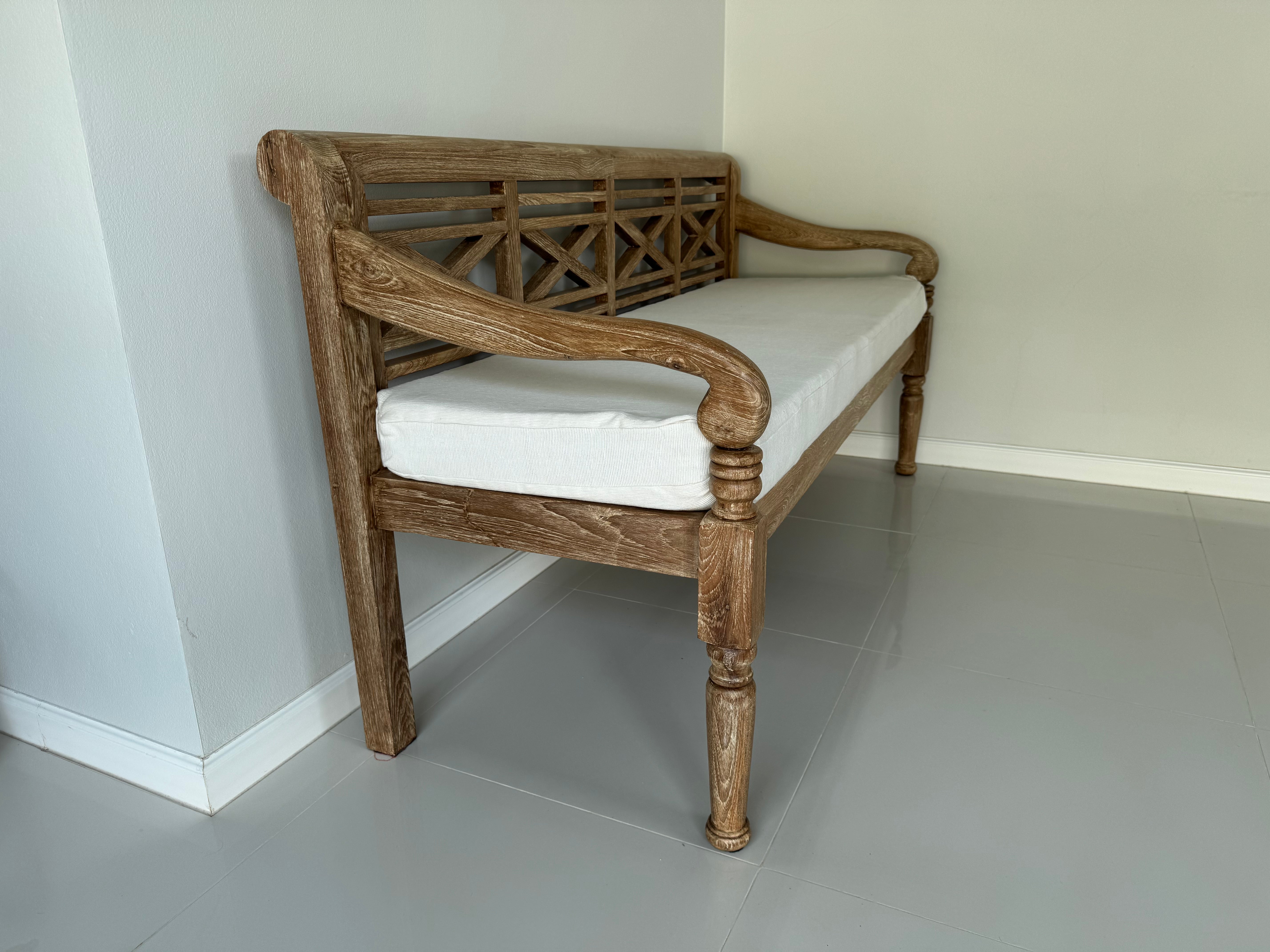 ที่นอนกลางวัน (Daybed) พีพีดาดฟ้า (Bench Seat)