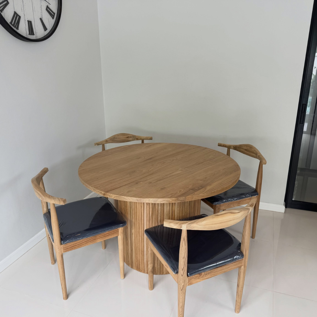 Lanna Reclaimed Teak Round Dining Table