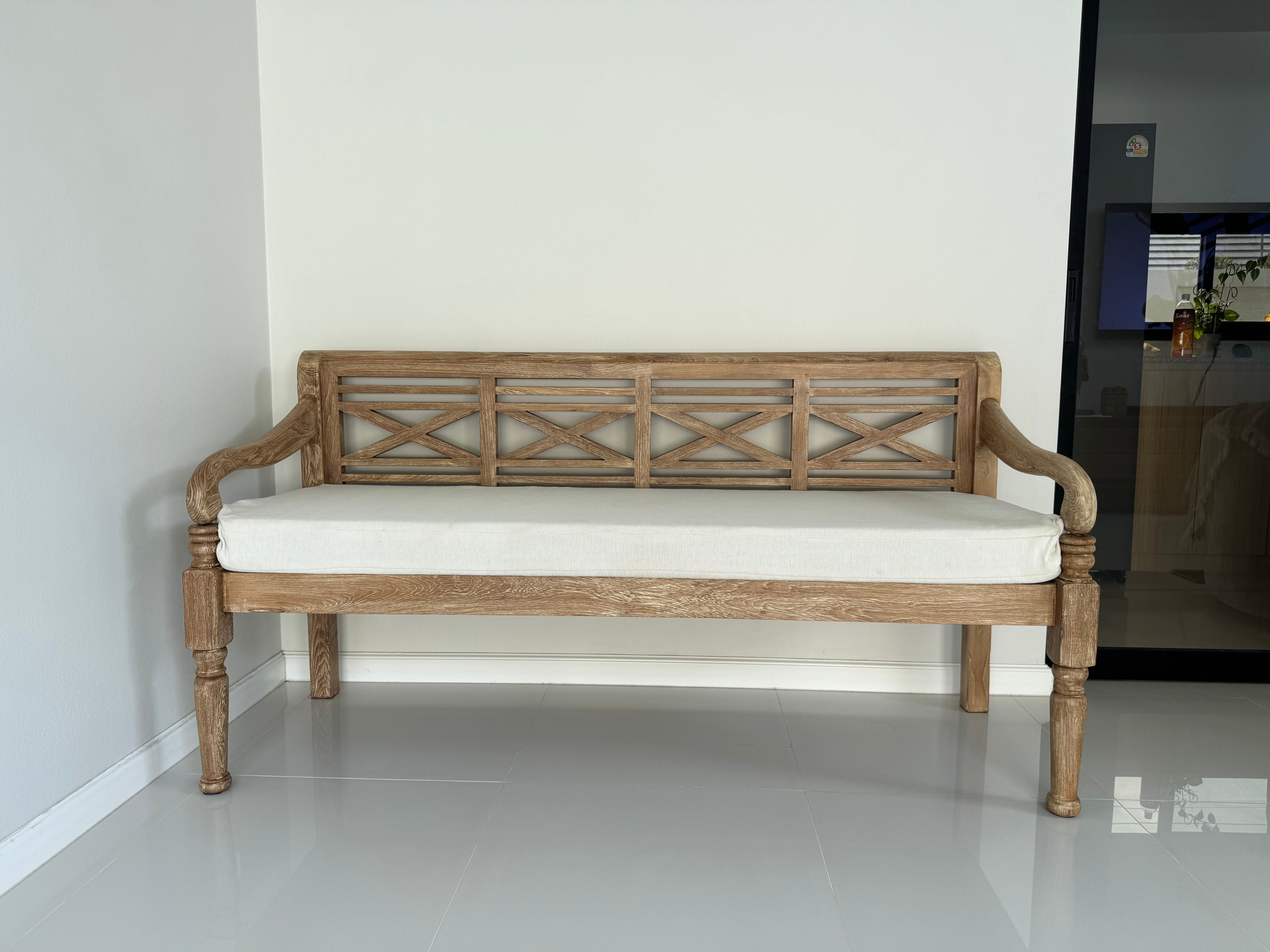ที่นอนกลางวัน (Daybed) พีพีดาดฟ้า (Bench Seat)